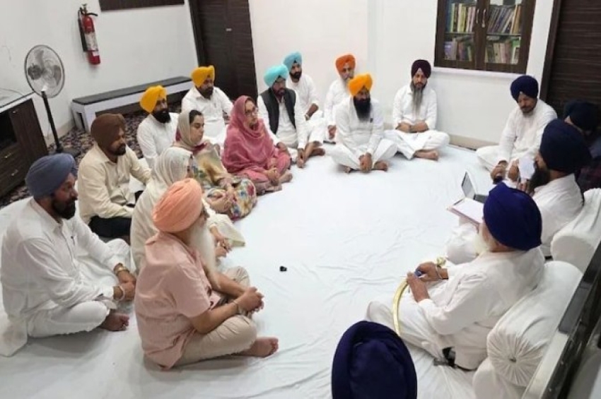 ਅਕਾਲ ਤਖ਼ਤ ਸਾਹਿਬ ਵੱਲੋਂ &lsquo;ਆਪ&rsquo; ਵਿਧਾਇਕ ਮਨਵਿੰਦਰ ਸਿੰਘ ਗਿਆਸਪੁਰਾ ਤਨਖ਼ਾਹੀਆ ਕਰਾਰ